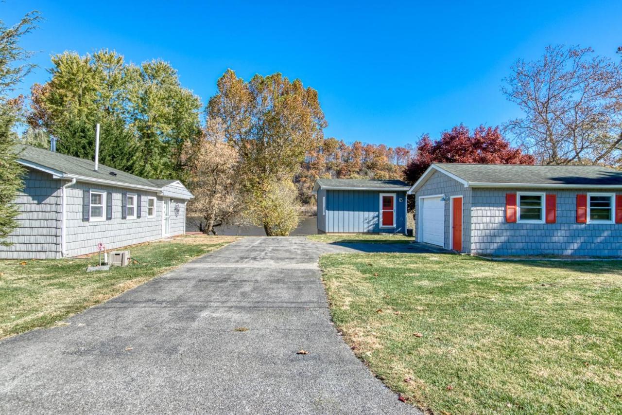 House On The New River, 3Br, 20 Minutes From Vt Radford Exterior photo