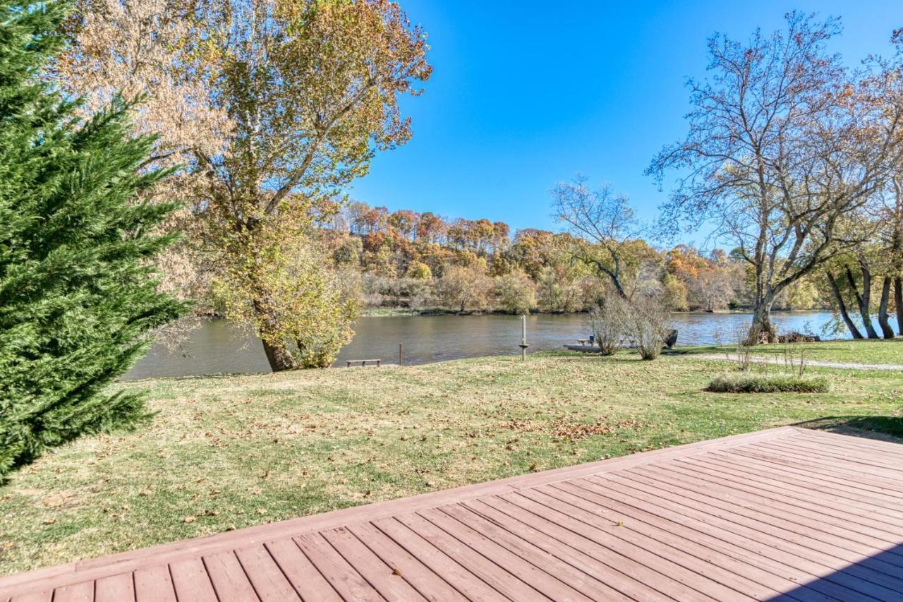 House On The New River, 3Br, 20 Minutes From Vt Radford Exterior photo