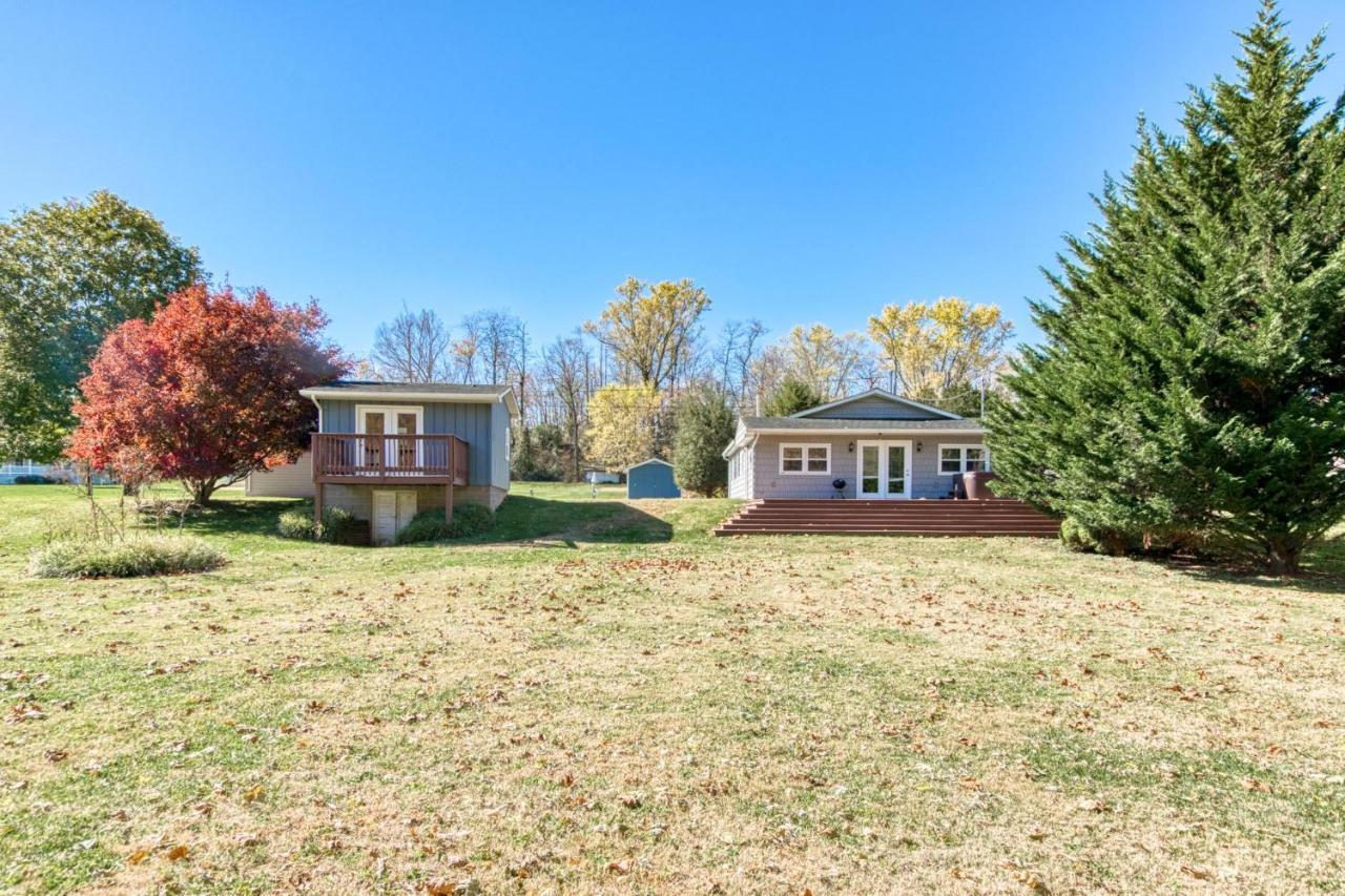 House On The New River, 3Br, 20 Minutes From Vt Radford Exterior photo